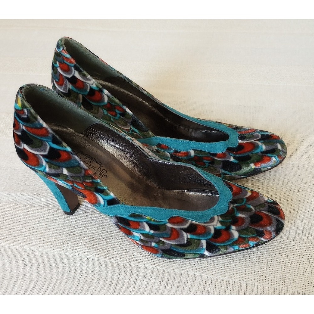 Lulu Guiness Peacock Velvet Heels Made In Spain Leather Soles EU37.5 US6.5 EUC